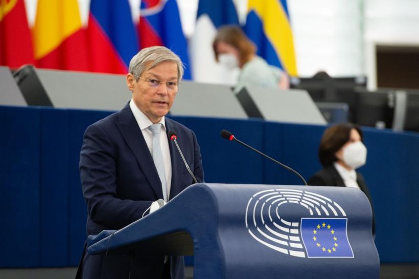 Dacian Cioloș, locul 3 în clasamentul celor mai influenți europarlamentari. Alți români în top