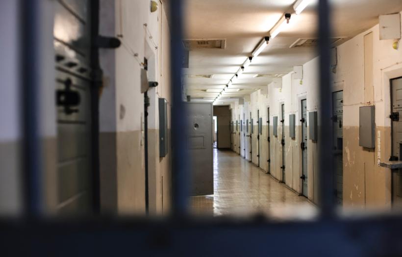 Focar de COVID 19 la Penitenciarul Botoșani. 33 de deținuți infectați