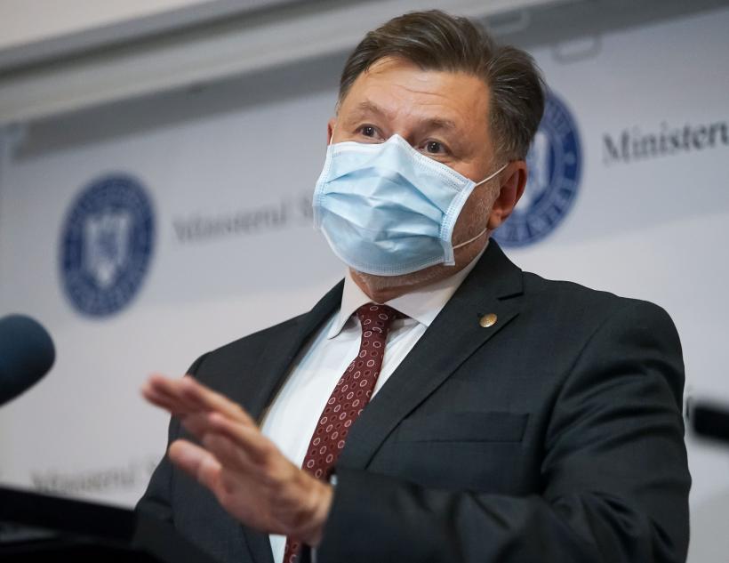 Certificatul verde la locul de muncă și testarea pe banii angajaților: raiul infractorilor și vietnamezi în școli 18770389