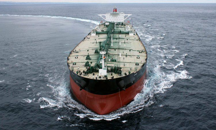 O navă comercială a fost ATACATĂ în Marea Roșie