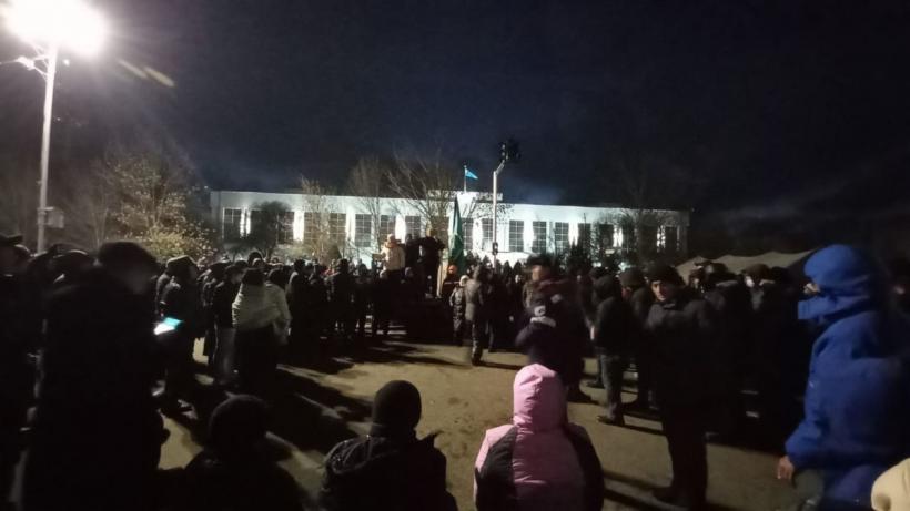 Revoluție în Kazahstan. Rusia continuă să trimită trupe chiar dacă protestele au fost în mare parte înăbuşite
