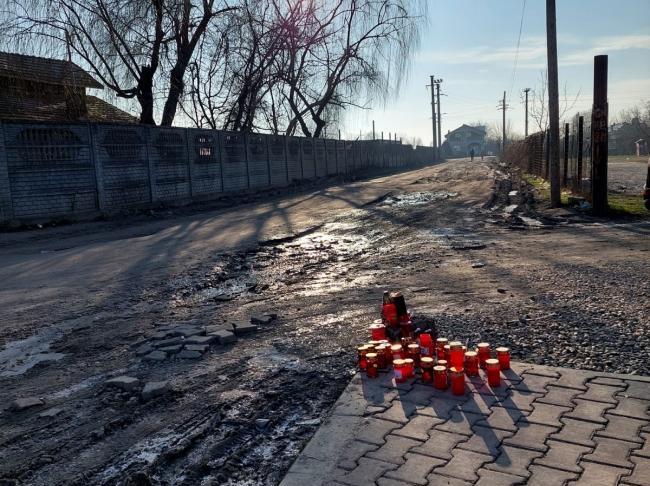 Bolintin Vale - viața sub amenințarea cuțitului  18773520