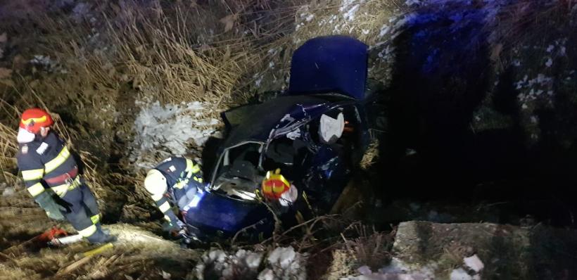 Tragedie în Bistrița-Năsăud. Un autoturism a fost spulberat de un tren. Doi copii au murit. A fost declanșat planul roșu de intervenție