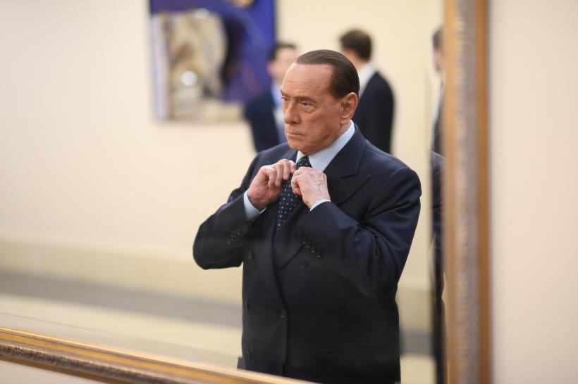 Fostul premier italian Silvio Berlusconi a fost spitalizat la Milano