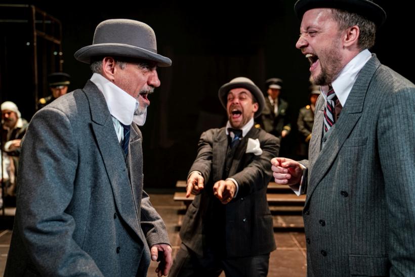 Premiera „Domnul Vulpe” de Larry Gelbart, o comedie savuroasă pe scena mare a Teatrului Național Iași 18775188