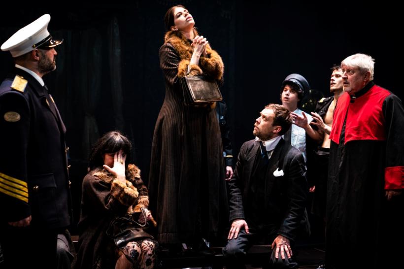 Premiera „Domnul Vulpe” de Larry Gelbart, o comedie savuroasă pe scena mare a Teatrului Național Iași 18775189