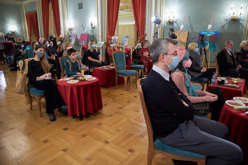 Vernisajul expoziției „London Spring” al Marianei Gordan, la Opera Națională București 18775428