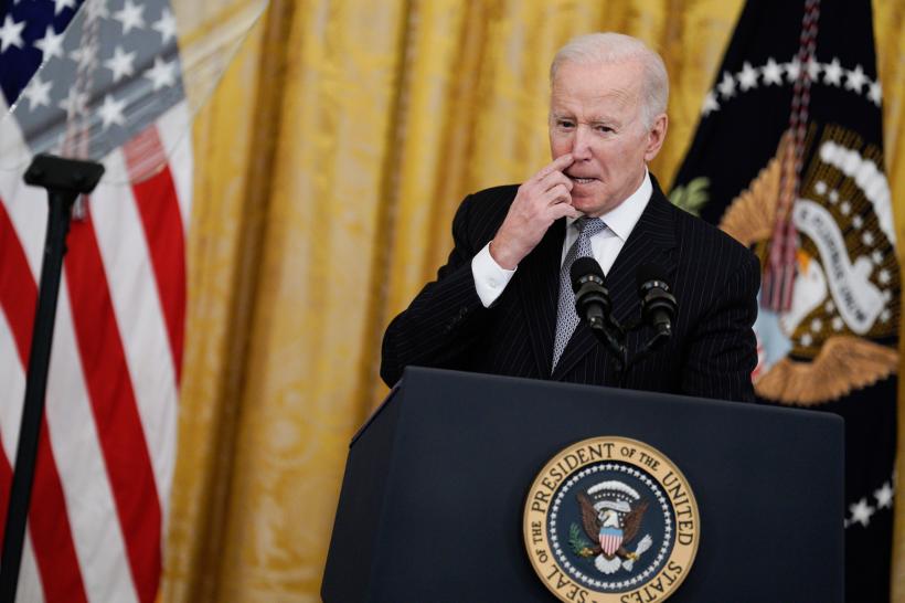 Biden, acuzat de „slăbiciune” și indecizie. Trump îl așteaptă la cotitură