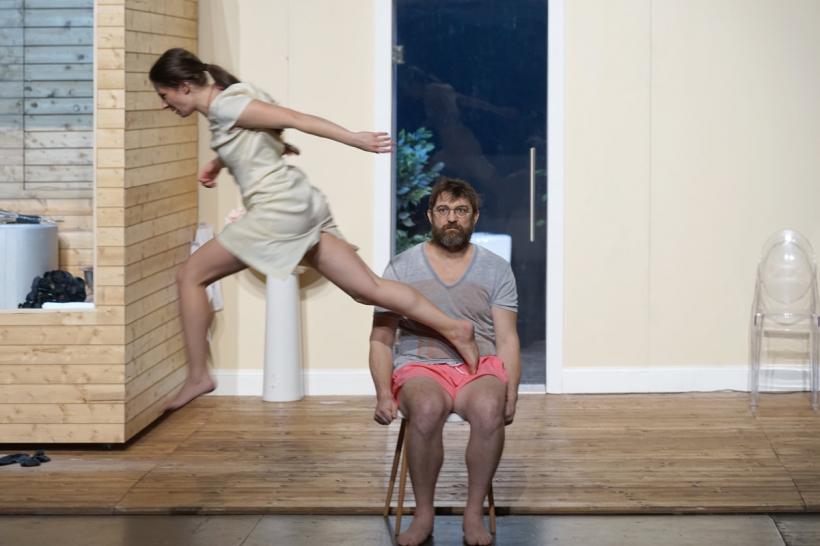 Premieră semnată Andriy Zholdak la Naționalul craiovean: FEMEIA MĂRII de Henrik Ibsen 18775530