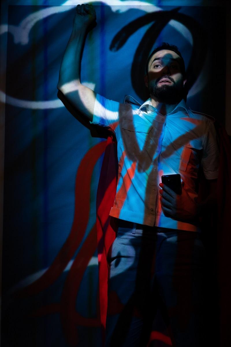 Spectacolul Captain Amazing, premieră la unteatru pe 4 februarie 18775555