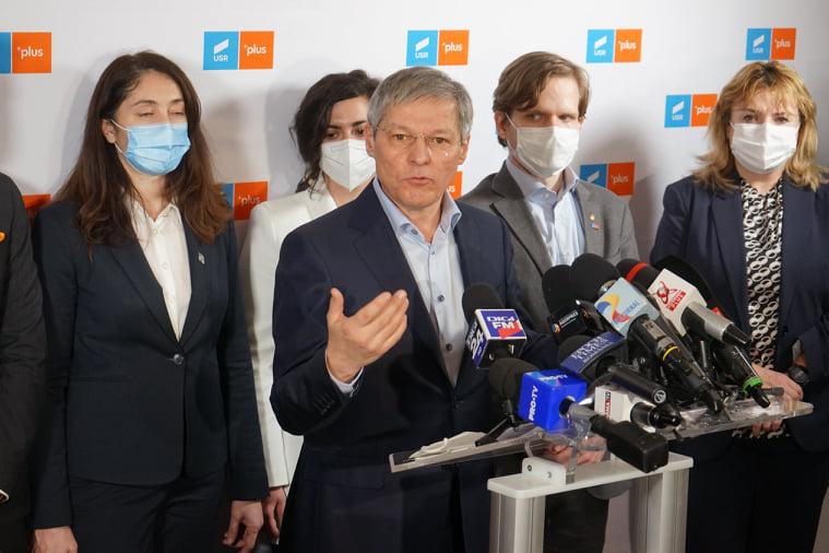 Dacian Cioloș: Am considerat de bun simț să-mi prezint demisia, rămân membru USR