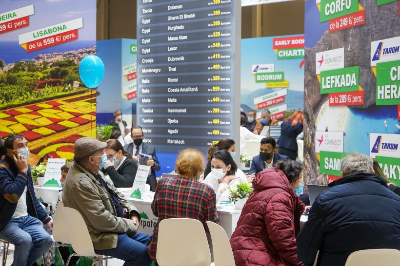 Primul Târg de Turism al României după doi ani de pandemie, în prima zi de război 18777612