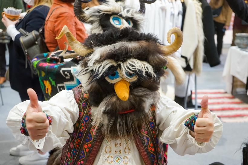 Primul Târg de Turism al României după doi ani de pandemie, în prima zi de război 18777614