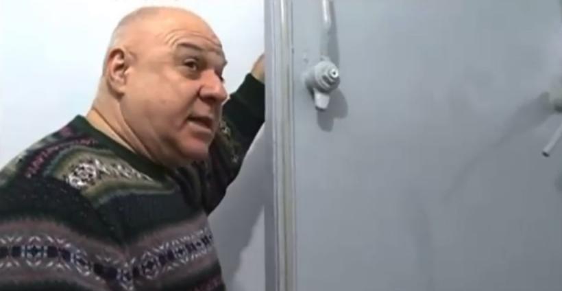 Iohannis, în buncăr de 5 stele. Poporul, printre murături 18778561