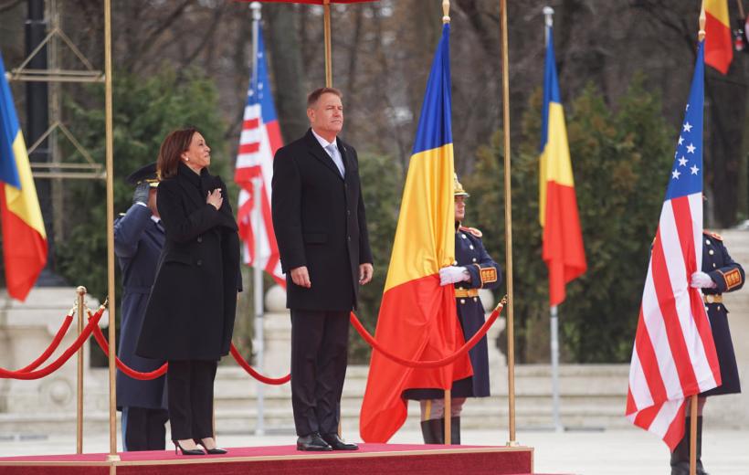 Kamala Harris mulţumeşte României şi reafirmă angajamentul SUA de apărare a ţărilor NATO 18779419