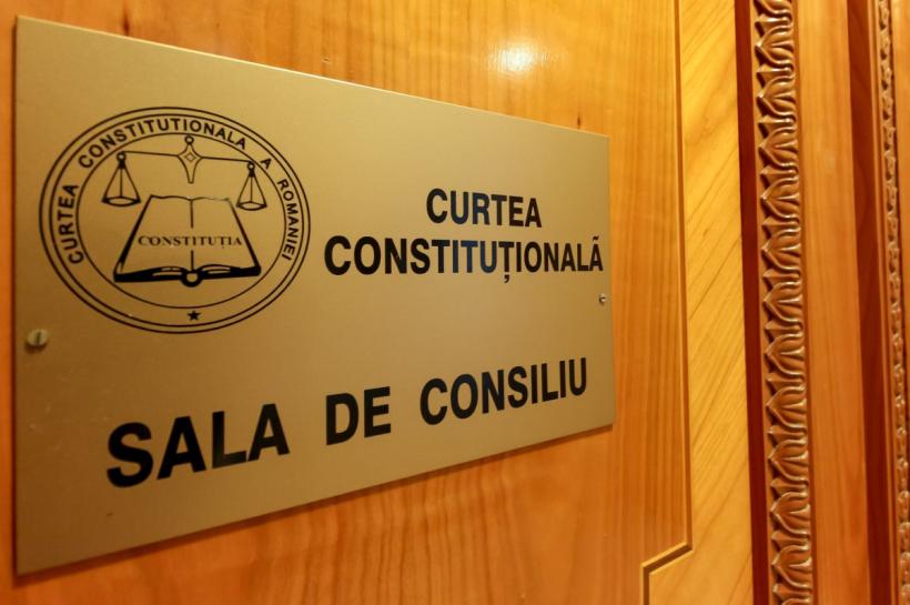 CCR: Nu Comisia de la Veneția sau CJUE stabilesc cum se fac legile în România, ci Parlamentul