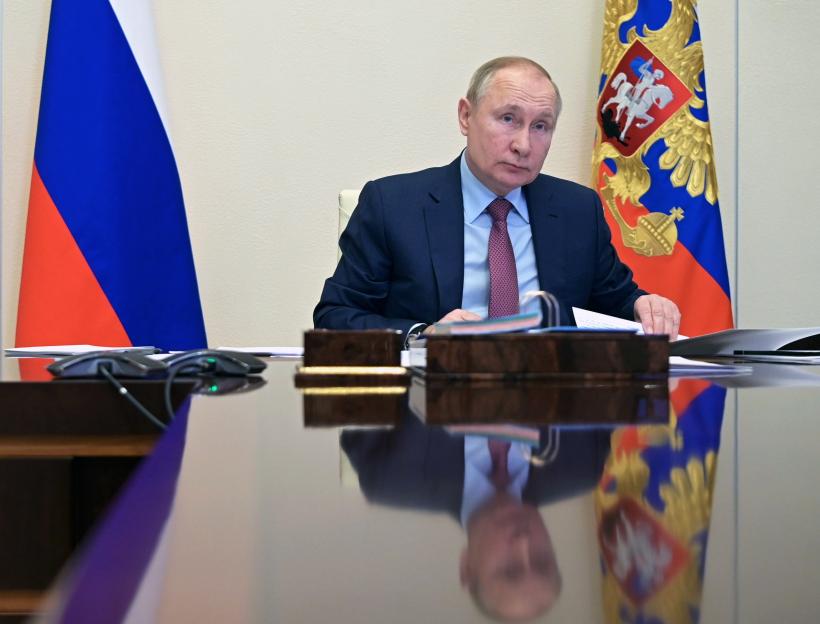 Vladimir Putin se teme că va fi otrăvit. A concediat 1.000 de oameni din personalul său
