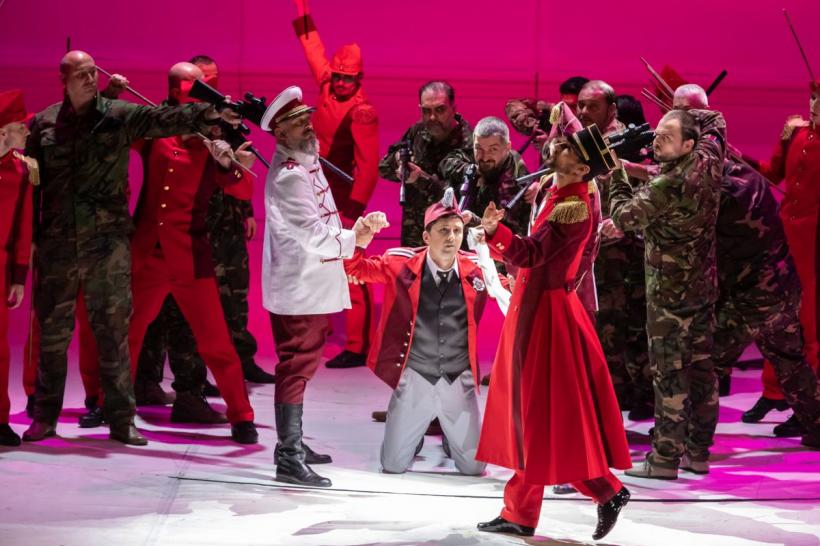 CANDID, o poveste despre inexorabila putere a destinului pe scena Teatrului Național de Operetă şi Musical “Ion Dacian”