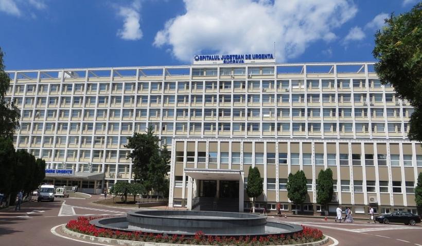 Cinci angajaţi de la Spitalul Judeţean Suceava au fost trimişi în judecată în dosarul de luare de mită, furt şi înşelăciune