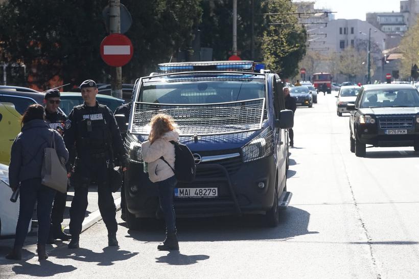 UPDATE Alertă cu bombă la Ministerul Transporturilor. Traficul a fost reluat în zona Gării de Nord  18783131