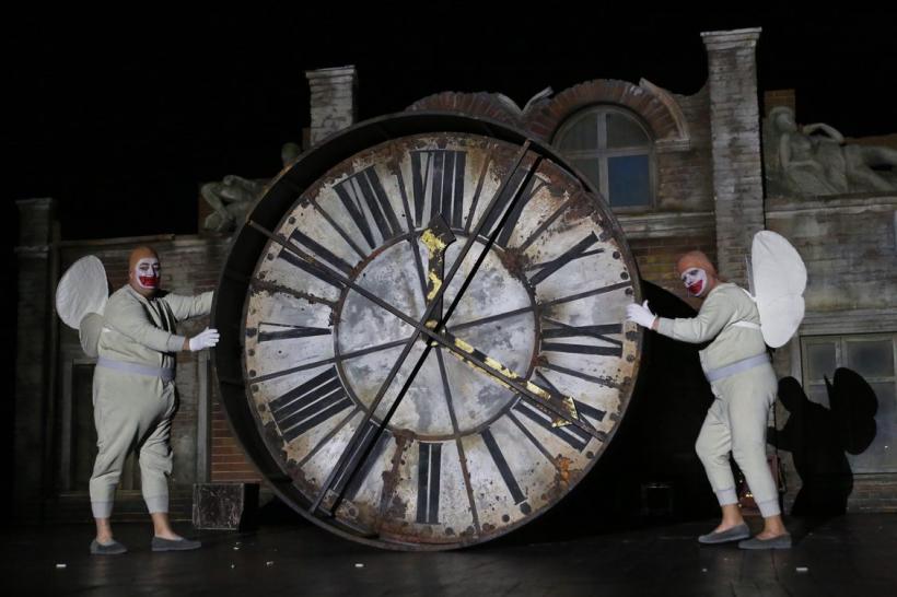 Premiera @Odeon. Ceasornicaria Taus 18783540