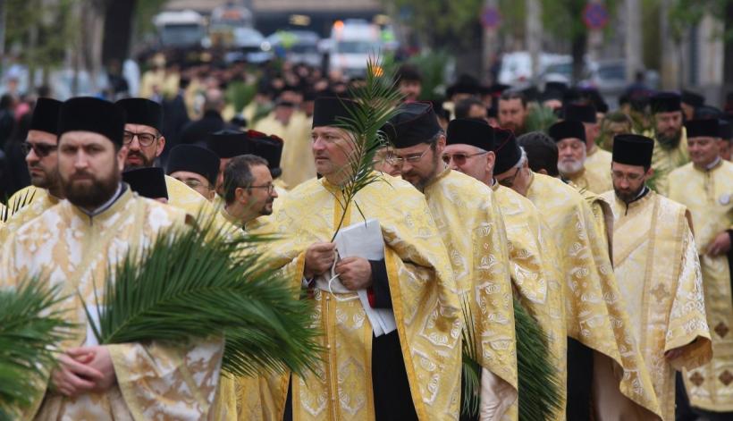 Creştinii ortodocşi şi greco-catolici sărbătoresc duminică Floriile