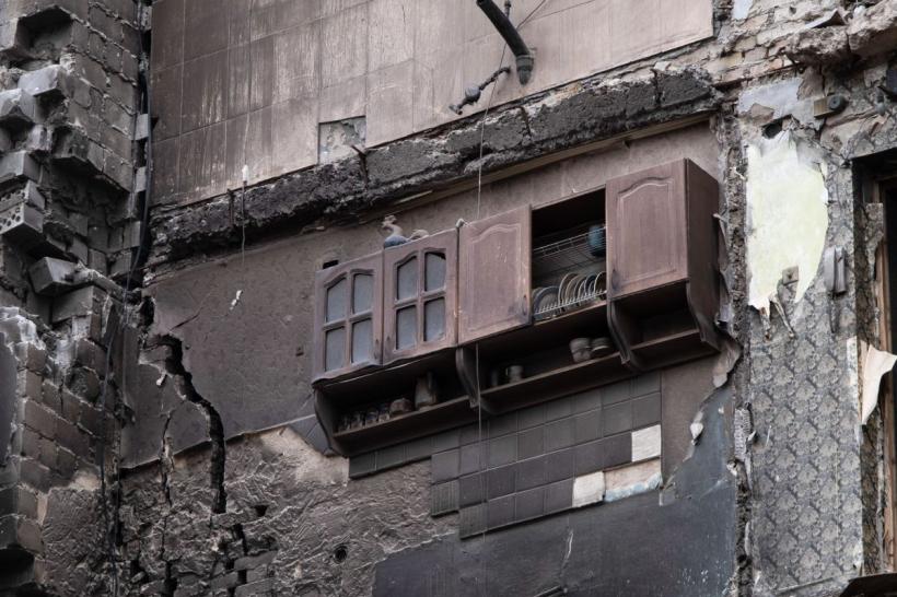 Forțele ucrainene din orașul asediat Mariupol sfidează cererea Rusiei de a se preda