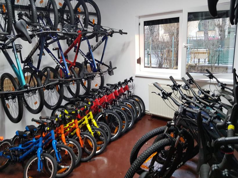 Biciclete de închiriat, bikeschool și evenimente de profil la 2be group din Câmpina