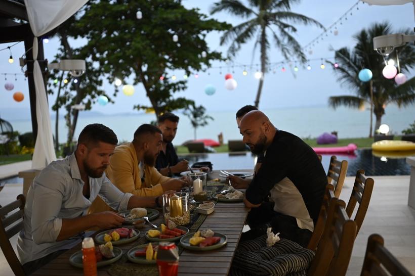 Premieră în cadrul celui mai nou sezon Insula Iubirii: Camera Liberă. Ce reguli trebuie să urmeze concurenţii pentru a ajunge acolo 18785429