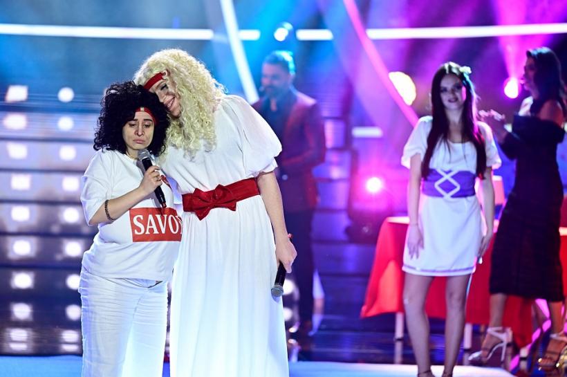 Cea de-a doua gală Te cunosc de undeva!, lider de audienţă pe toate categoriile de public  Emi şi Cuza au câştigat cea de-a doua gală cu transformarea în Rednex 18786123