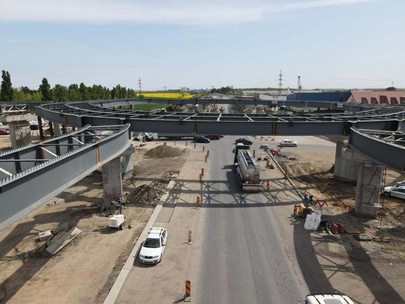 Pasajul Berceni: Constructorul a montat elementele principale ale tablierului metalic 18786347