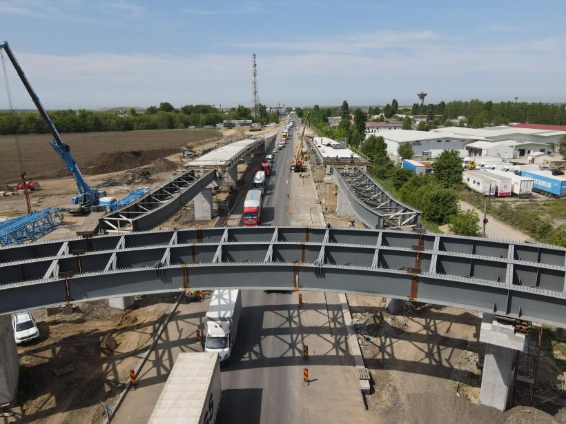 Pasajul Berceni: Constructorul a montat elementele principale ale tablierului metalic 18786349