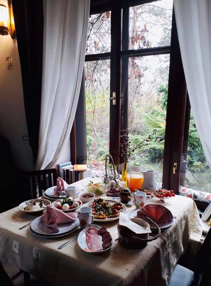 România mai are cascade și conace boierești pentru oaspeți 18786840