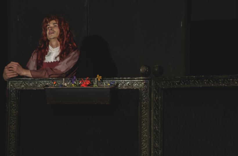 TNRS oferă un spectacol cadou – „Operele lui William Shakespeare (pe scurt)” 18787333