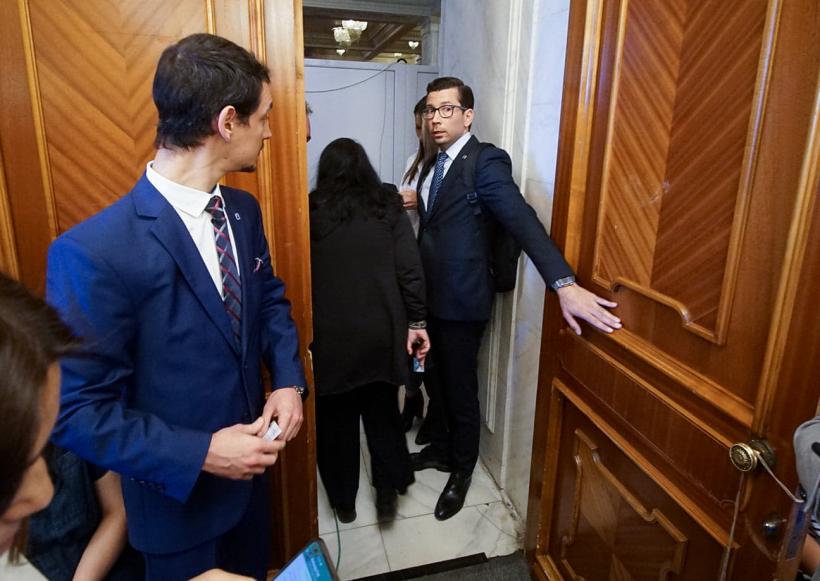 UPDATE Scandal pe Legea Offshore. Actul normativ a fost votat în Camera Deputaților 18787210