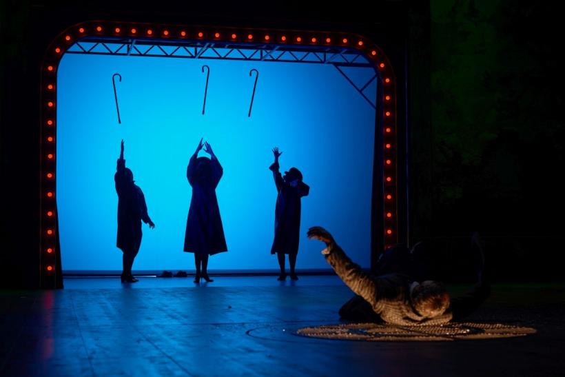 Macbett regizat de Silviu Purcărete, la Festivalul Internațional Shakespeare de la Craiova! 18787942