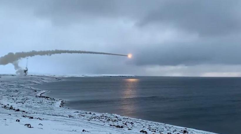 Rusia a testat pe mare racheta hipersonică Zircon