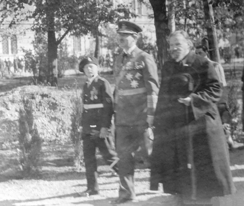 Expoziție de fotografii inedite din 1930 cu membrii Casei Regale la Cluj 18788911