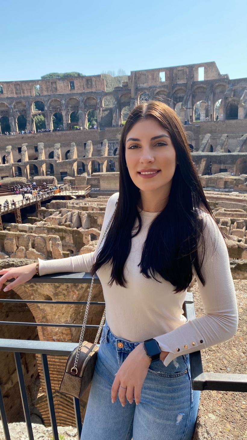 Femeie pilot - curajul de a fi altfel într-o lume a curselor auto 18788968