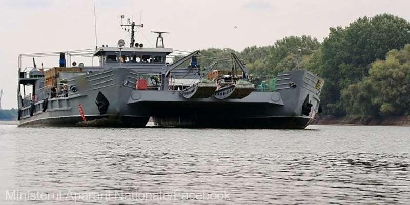 MApN: Un bac fluvial militar acționează de sâmbătă la Galați