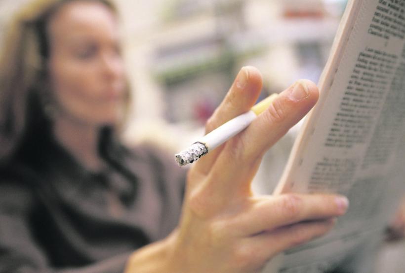 Premieră mondială: Canada propune imprimarea avertismentelor de sănătate pe fiecare țigară