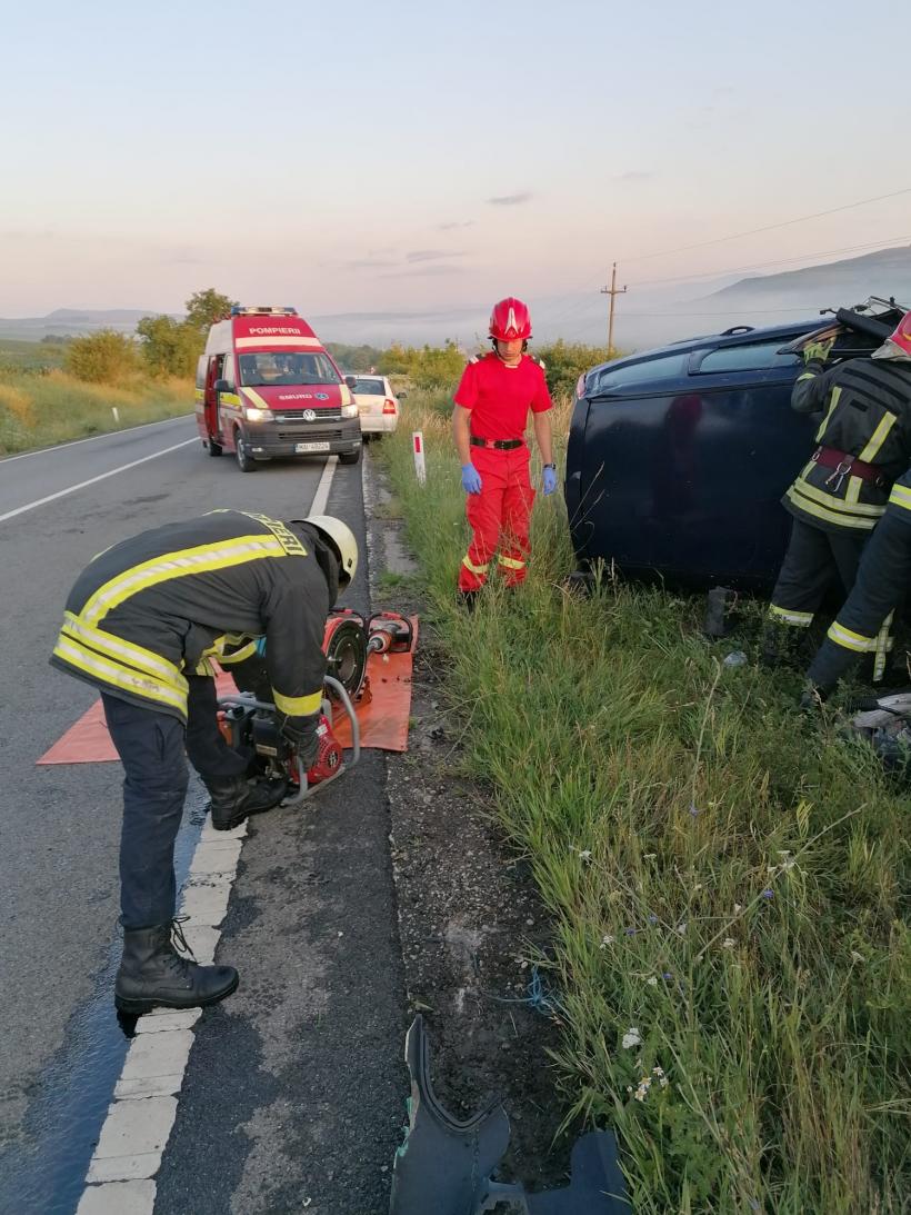 Accident grav în Alba. Două persoane au fost rănite și una a murit 18790593