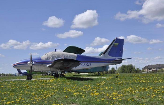 Avionul-spion dărâmă guvernul Bulgariei