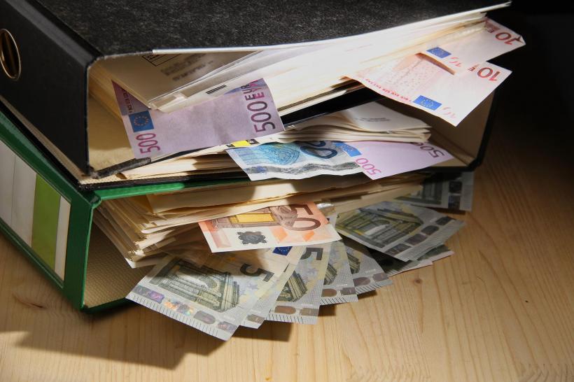A început marea acțiune de recuperare a fondurilor europene furate în România