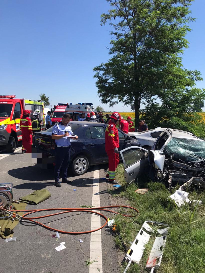 Update Accident grav în Ialomița. Patru persoane au murit. A fost activat Planul Roșu de Intervenție 18791677