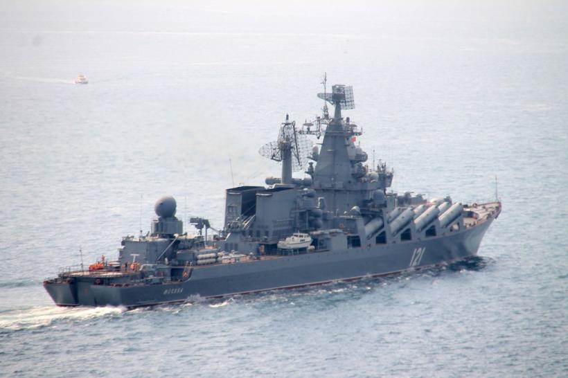 Forțele rusești au abandonat joi punctul strategic de pe Insula Șerpilor