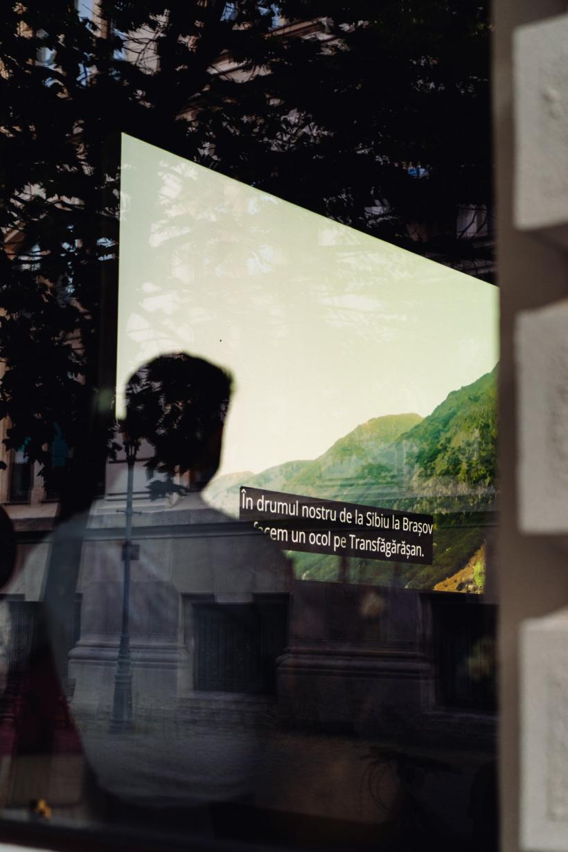 Artist Talk în cadrul finisajului expoziției Noi2-Wir2 – Portrete româno-germane.  patru iubitori de artă contemporană ]în conversatie[ despre fotografie, imagine și concept 18793730