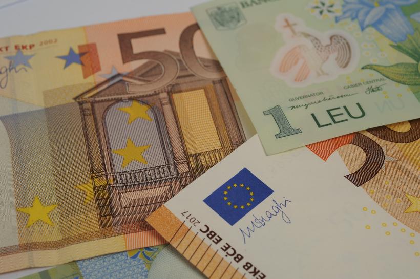 Comisioanele percepute pentru conversia în și din euro trebuie să fie afișate în mod obligatoriu