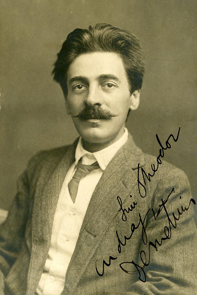 Lucia Demetrius, aripi roșii de scriitoare 18794776