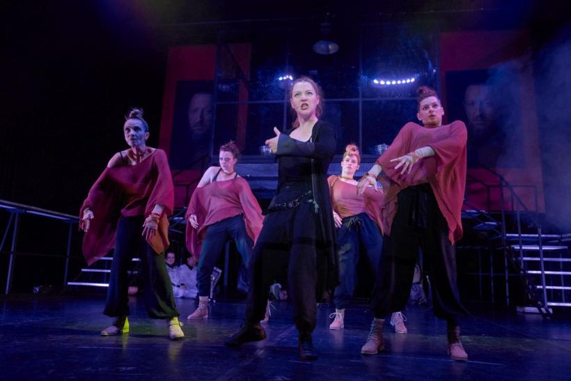 Musicalul Ferma animalelor invitat la Festivalul Artelor din Gyula! 18794860